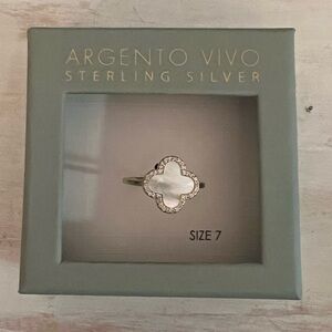 ⚡️Argento Vivo Clover Ring - Size 7